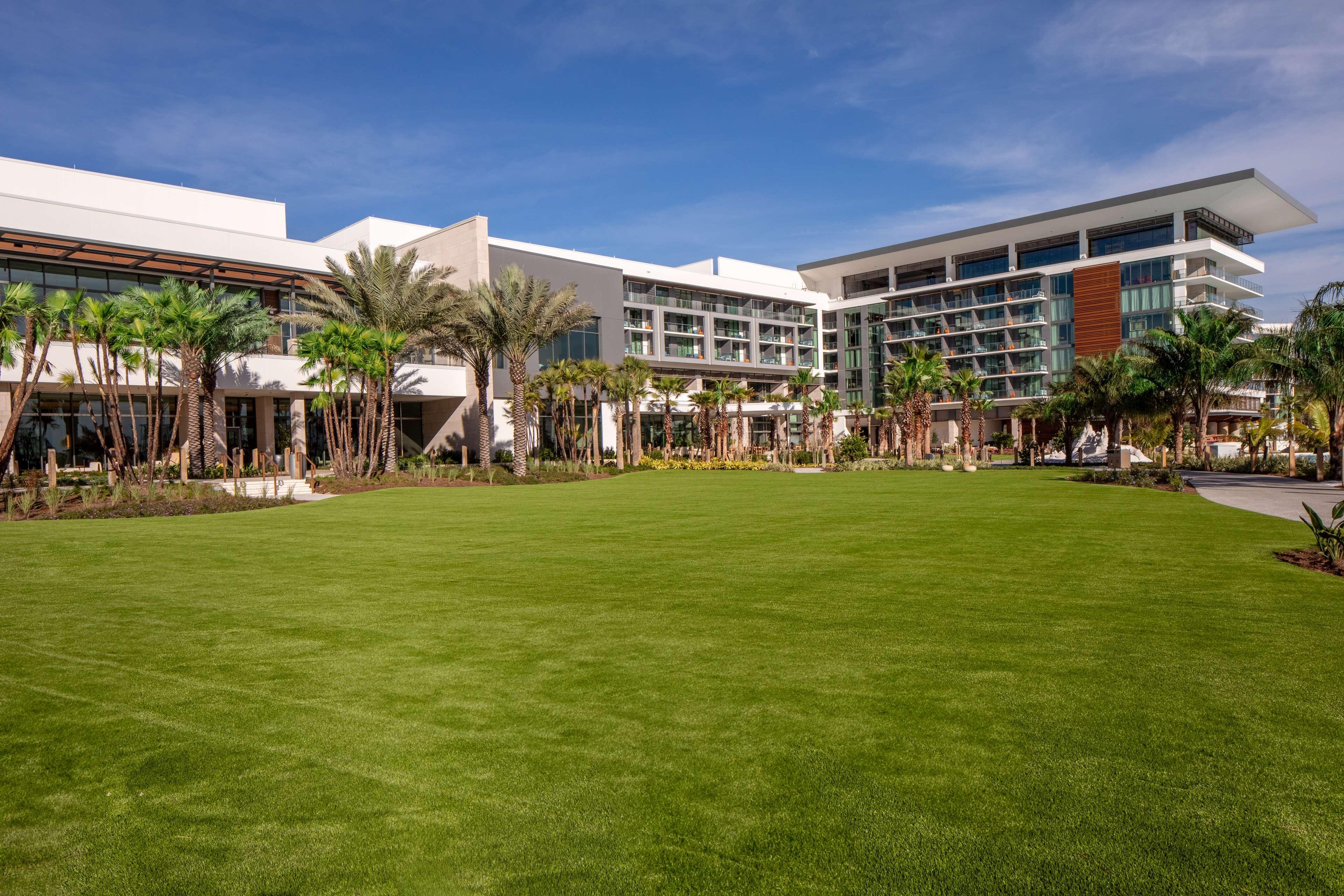 Conrad Orlando Hotel Exterior foto
